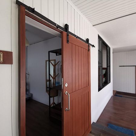 بيت شباب Liaw Base House بانكوك المظهر الخارجي الصورة